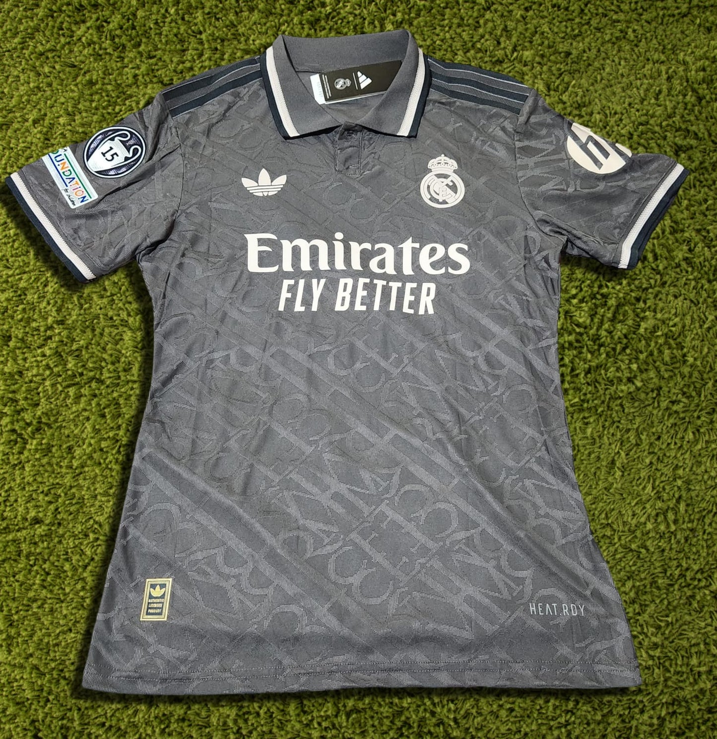 Real Madrid "Black" temp. 2025 #7 Vini Jr.